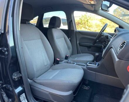 Черный Форд Фокус, объемом двигателя 1.6 л и пробегом 239 тыс. км за 5190 $, фото 11 на Automoto.ua