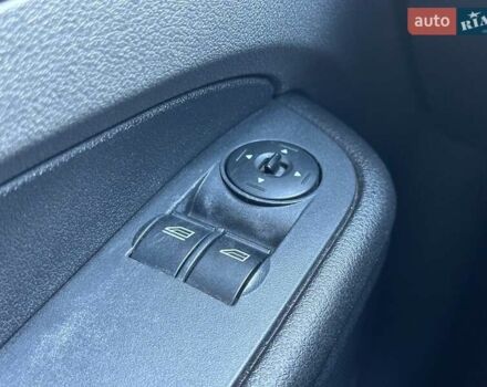 Черный Форд Фокус, объемом двигателя 1.6 л и пробегом 239 тыс. км за 5190 $, фото 18 на Automoto.ua