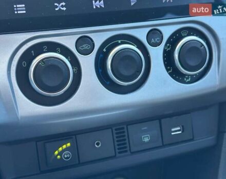 Черный Форд Фокус, объемом двигателя 1.6 л и пробегом 239 тыс. км за 4990 $, фото 16 на Automoto.ua