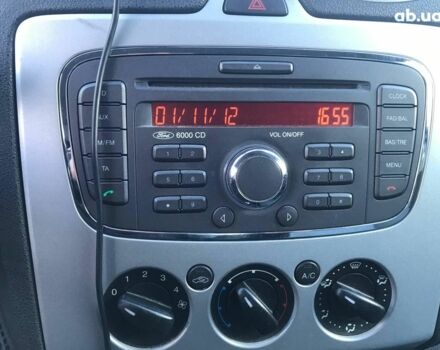 Черный Форд Фокус, объемом двигателя 1.6 л и пробегом 167 тыс. км за 5390 $, фото 12 на Automoto.ua