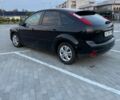 Черный Форд Фокус, объемом двигателя 1.6 л и пробегом 220 тыс. км за 3192 $, фото 2 на Automoto.ua