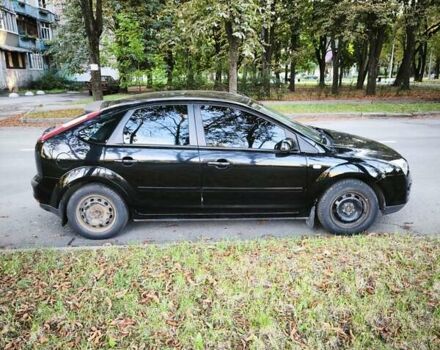 Черный Форд Фокус, объемом двигателя 1.6 л и пробегом 155 тыс. км за 4100 $, фото 12 на Automoto.ua