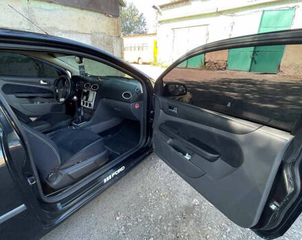 Черный Форд Фокус, объемом двигателя 1.75 л и пробегом 294 тыс. км за 5200 $, фото 16 на Automoto.ua