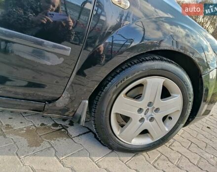 Форд Фокус 2007 у Житомирі на Automoto.ua Чорний Форд Фокус, об'ємом двигуна 1.6 л та пробігом 222 тис. км за 4200 $, фото 16 на Automoto.ua