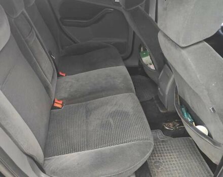 Черный Форд Фокус, объемом двигателя 2 л и пробегом 300 тыс. км за 4300 $, фото 7 на Automoto.ua