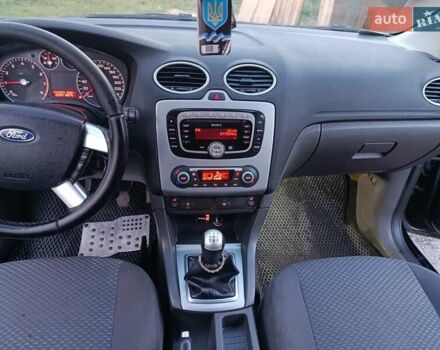 Форд Фокус 2007 у Житомирі на Automoto.ua Чорний Форд Фокус, об'ємом двигуна 1.6 л та пробігом 222 тис. км за 4200 $, фото 3 на Automoto.ua