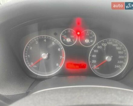 Черный Форд Фокус, объемом двигателя 2 л и пробегом 300 тыс. км за 4300 $, фото 8 на Automoto.ua