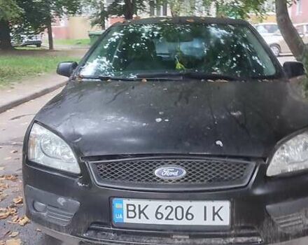 Черный Форд Фокус, объемом двигателя 1.6 л и пробегом 275 тыс. км за 3200 $, фото 4 на Automoto.ua
