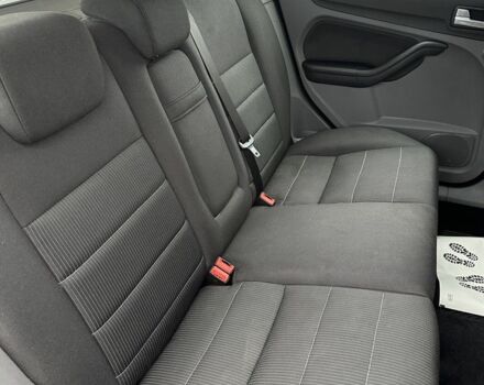 Чорний Форд Фокус, об'ємом двигуна 1.6 л та пробігом 181 тис. км за 5200 $, фото 5 на Automoto.ua