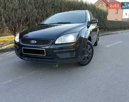 Черный Форд Фокус, объемом двигателя 1.6 л и пробегом 269 тыс. км за 5000 $, фото 1 на Automoto.ua