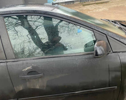 Черный Форд Фокус, объемом двигателя 1.6 л и пробегом 257 тыс. км за 3000 $, фото 10 на Automoto.ua