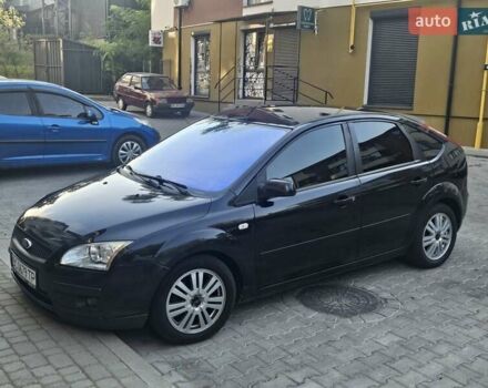Черный Форд Фокус, объемом двигателя 1.6 л и пробегом 290 тыс. км за 5000 $, фото 1 на Automoto.ua