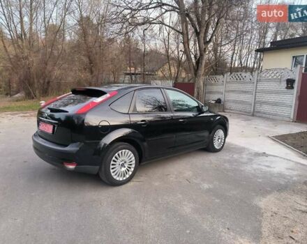 Черный Форд Фокус, объемом двигателя 1.6 л и пробегом 238 тыс. км за 4900 $, фото 1 на Automoto.ua