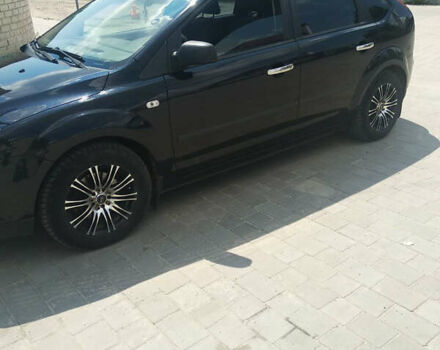 Черный Форд Фокус, объемом двигателя 1.6 л и пробегом 196 тыс. км за 4100 $, фото 3 на Automoto.ua