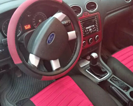 Черный Форд Фокус, объемом двигателя 1.6 л и пробегом 196 тыс. км за 4100 $, фото 7 на Automoto.ua