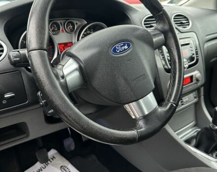 Чорний Форд Фокус, об'ємом двигуна 1.6 л та пробігом 181 тис. км за 5200 $, фото 6 на Automoto.ua