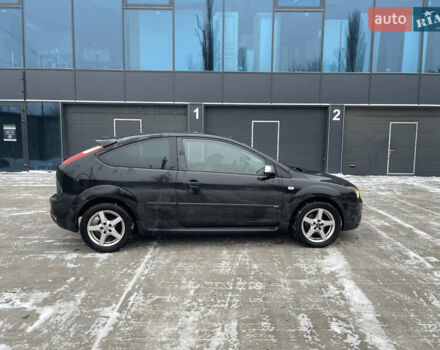 Чорний Форд Фокус, об'ємом двигуна 1.56 л та пробігом 150 тис. км за 2999 $, фото 2 на Automoto.ua