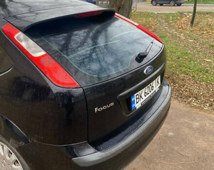 Черный Форд Фокус, объемом двигателя 1.6 л и пробегом 257 тыс. км за 3000 $, фото 5 на Automoto.ua