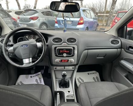 Чорний Форд Фокус, об'ємом двигуна 1.6 л та пробігом 181 тис. км за 5200 $, фото 7 на Automoto.ua