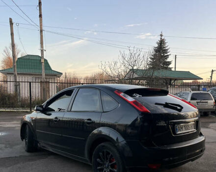 Чорний Форд Фокус, об'ємом двигуна 2 л та пробігом 313 тис. км за 3250 $, фото 2 на Automoto.ua
