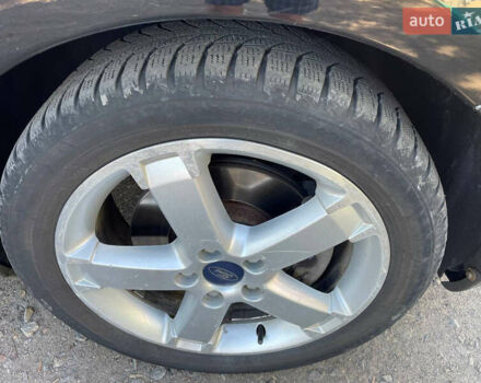 Черный Форд Фокус, объемом двигателя 1.75 л и пробегом 294 тыс. км за 5200 $, фото 2 на Automoto.ua