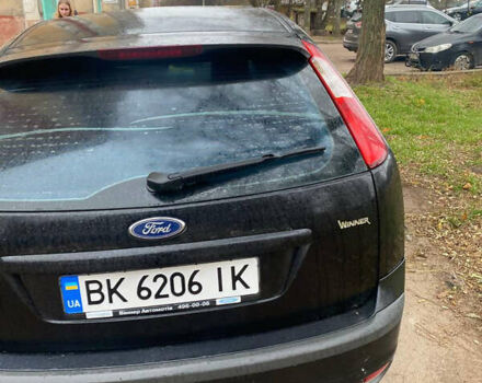 Черный Форд Фокус, объемом двигателя 1.6 л и пробегом 257 тыс. км за 3000 $, фото 6 на Automoto.ua