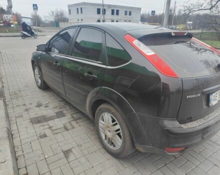Черный Форд Фокус, объемом двигателя 2 л и пробегом 300 тыс. км за 4300 $, фото 6 на Automoto.ua