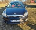 Черный Форд Фокус, объемом двигателя 1.6 л и пробегом 200 тыс. км за 4600 $, фото 1 на Automoto.ua