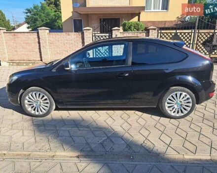 Черный Форд Фокус, объемом двигателя 2 л и пробегом 150 тыс. км за 4550 $, фото 1 на Automoto.ua