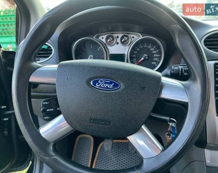 Черный Форд Фокус, объемом двигателя 1.56 л и пробегом 278 тыс. км за 4600 $, фото 21 на Automoto.ua