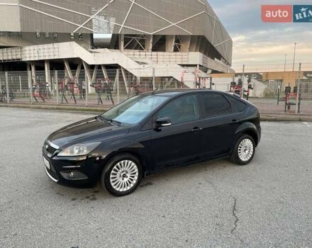 Черный Форд Фокус, объемом двигателя 1.8 л и пробегом 245 тыс. км за 7000 $, фото 3 на Automoto.ua