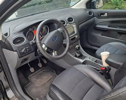 Черный Форд Фокус, объемом двигателя 2 л и пробегом 150 тыс. км за 4550 $, фото 3 на Automoto.ua