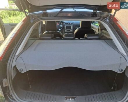 Черный Форд Фокус, объемом двигателя 2 л и пробегом 150 тыс. км за 4550 $, фото 6 на Automoto.ua