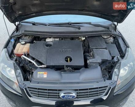 Черный Форд Фокус, объемом двигателя 1.8 л и пробегом 245 тыс. км за 7000 $, фото 74 на Automoto.ua