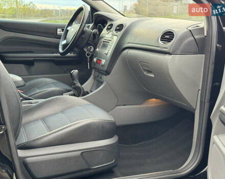 Черный Форд Фокус, объемом двигателя 1.8 л и пробегом 193 тыс. км за 5999 $, фото 85 на Automoto.ua