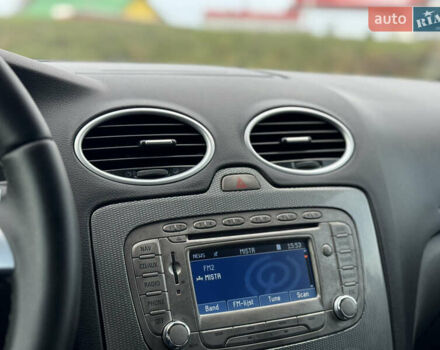 Черный Форд Фокус, объемом двигателя 1.8 л и пробегом 193 тыс. км за 5999 $, фото 58 на Automoto.ua