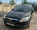 Черный Форд Фокус, объемом двигателя 1.6 л и пробегом 170 тыс. км за 4500 $, фото 1 на Automoto.ua