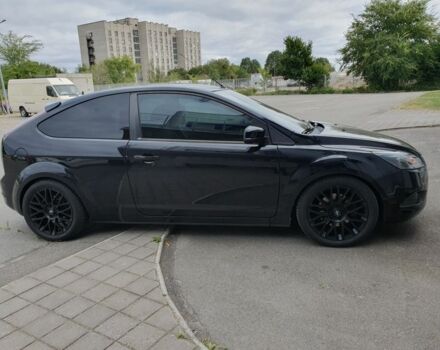 Черный Форд Фокус, объемом двигателя 2 л и пробегом 210 тыс. км за 7000 $, фото 5 на Automoto.ua