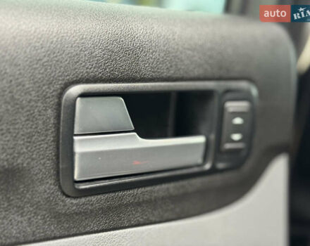 Черный Форд Фокус, объемом двигателя 1.8 л и пробегом 193 тыс. км за 5749 $, фото 68 на Automoto.ua