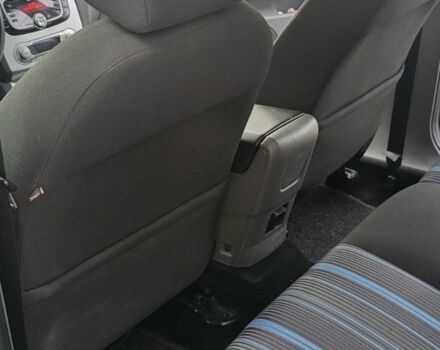 Черный Форд Фокус, объемом двигателя 1.6 л и пробегом 241 тыс. км за 6500 $, фото 7 на Automoto.ua