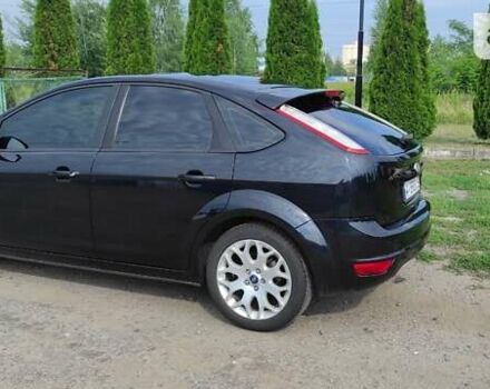 Черный Форд Фокус, объемом двигателя 1.6 л и пробегом 250 тыс. км за 5600 $, фото 2 на Automoto.ua