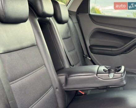 Черный Форд Фокус, объемом двигателя 1.8 л и пробегом 193 тыс. км за 5999 $, фото 80 на Automoto.ua