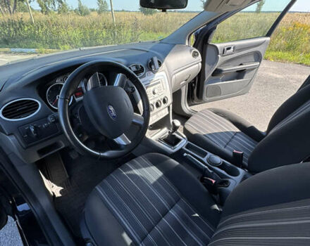 Черный Форд Фокус, объемом двигателя 1.6 л и пробегом 181 тыс. км за 5000 $, фото 4 на Automoto.ua