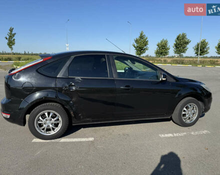 Черный Форд Фокус, объемом двигателя 1.6 л и пробегом 181 тыс. км за 5000 $, фото 2 на Automoto.ua