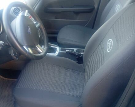 Черный Форд Фокус, объемом двигателя 1.6 л и пробегом 268 тыс. км за 4800 $, фото 4 на Automoto.ua