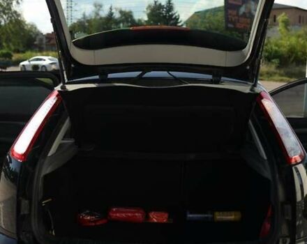 Черный Форд Фокус, объемом двигателя 1.4 л и пробегом 198 тыс. км за 6000 $, фото 6 на Automoto.ua