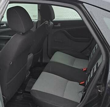 Чорний Форд Фокус, об'ємом двигуна 1.6 л та пробігом 215 тис. км за 5700 $, фото 7 на Automoto.ua