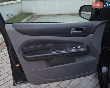 Черный Форд Фокус, объемом двигателя 1.6 л и пробегом 209 тыс. км за 6850 $, фото 20 на Automoto.ua