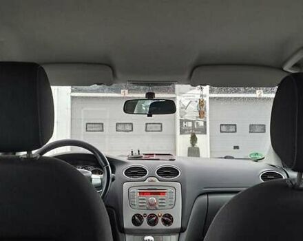 Чорний Форд Фокус, об'ємом двигуна 1.6 л та пробігом 215 тис. км за 5700 $, фото 6 на Automoto.ua