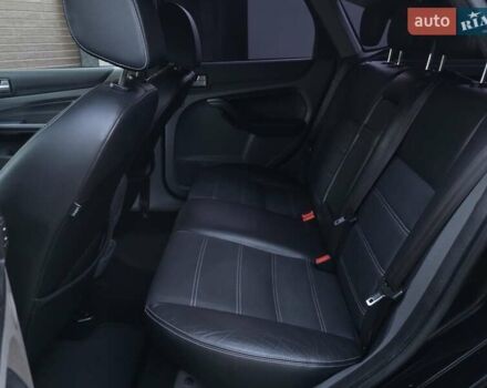 Черный Форд Фокус, объемом двигателя 1.6 л и пробегом 209 тыс. км за 6850 $, фото 28 на Automoto.ua